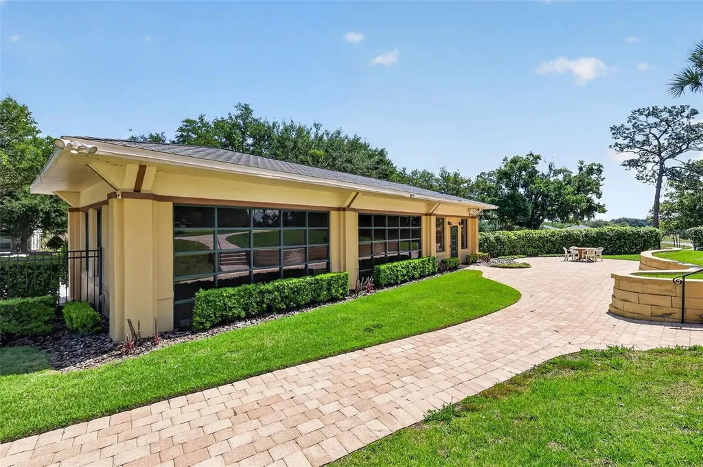 34040 Alameda Drive Sorrento FL 32776