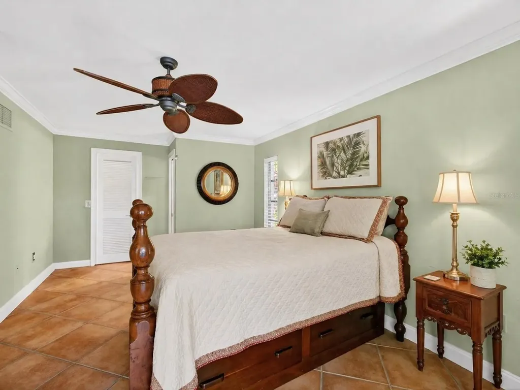 2120 Robinson Avenue Sarasota FL 34232