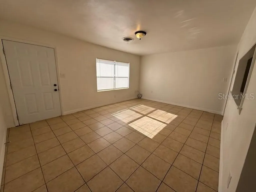 2076 N Kepler Road Deland FL 32724