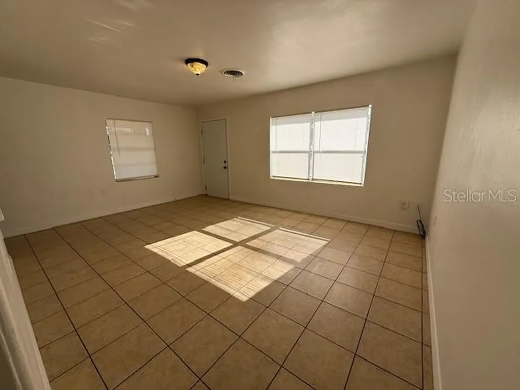 2076 N Kepler Road Deland FL 32724