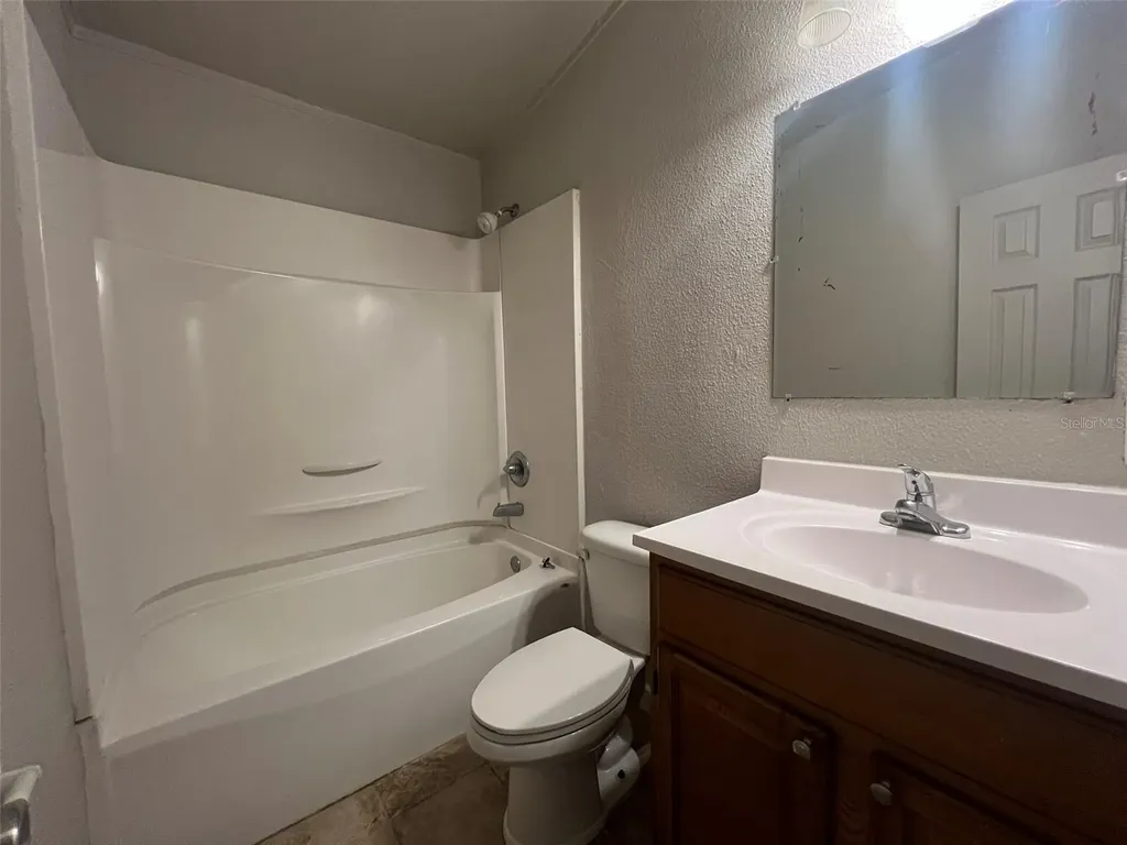 13711 NW 158th Place Alachua FL 32615