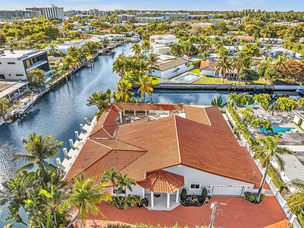 12904 Banyan Road North Miami FL 33181