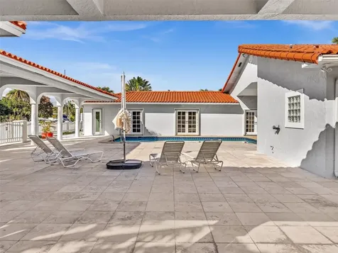 12904 Banyan Road North Miami FL 33181