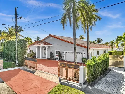 12904 Banyan Road North Miami FL 33181