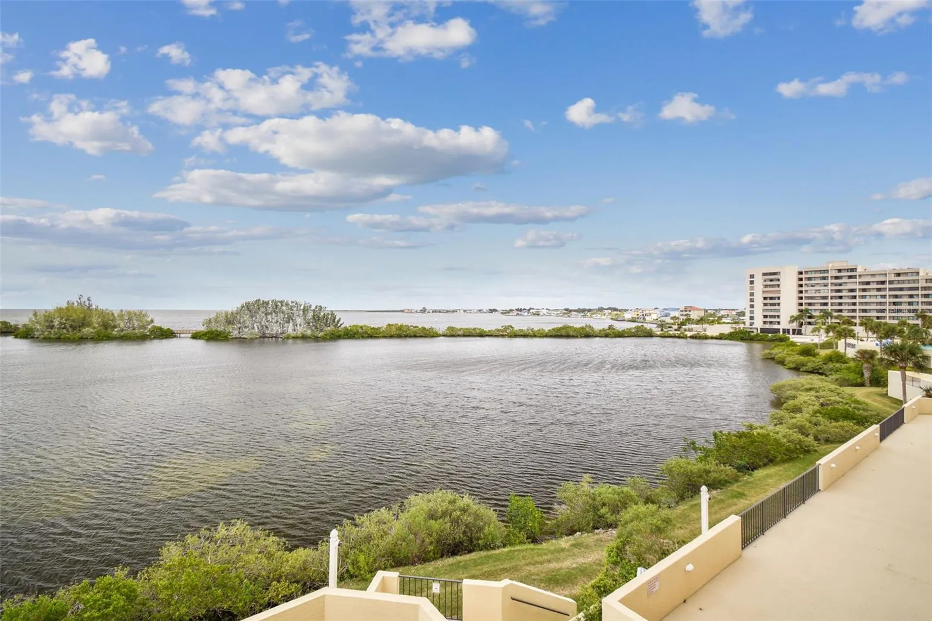 5915 Sea Ranch Drive Hudson FL 34667