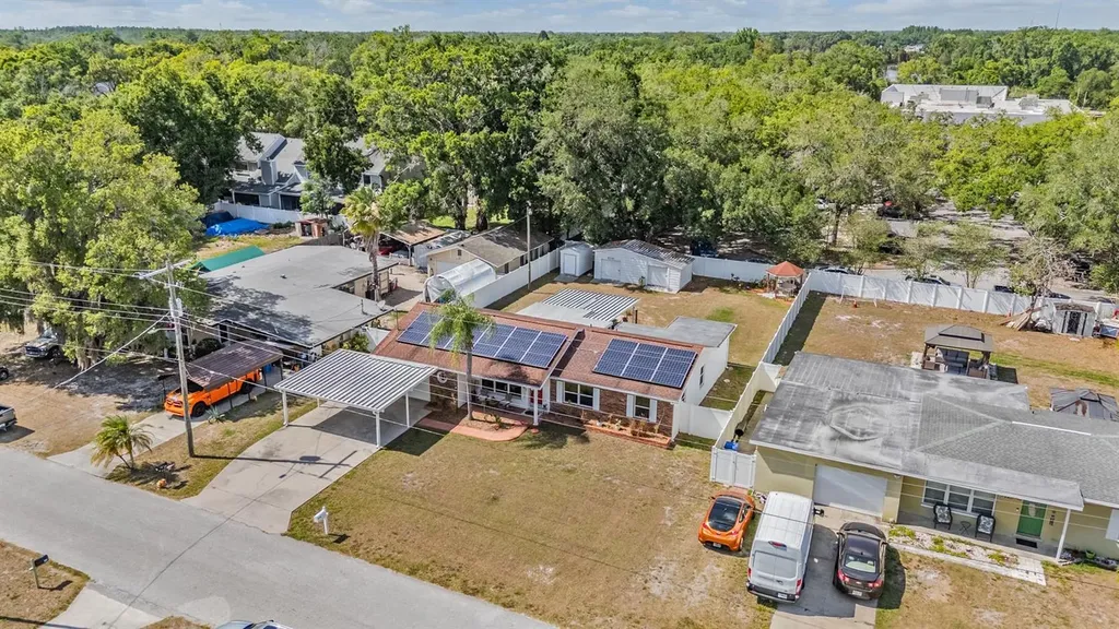 127 Connie Avenue Tampa FL 33613