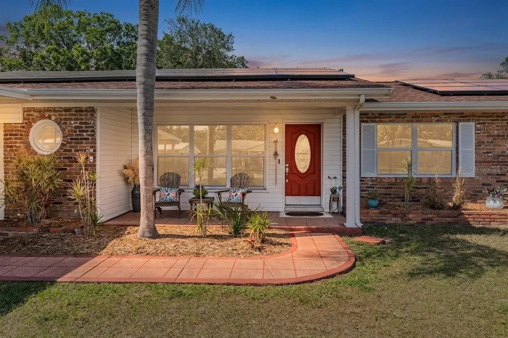127 Connie Avenue Tampa FL 33613