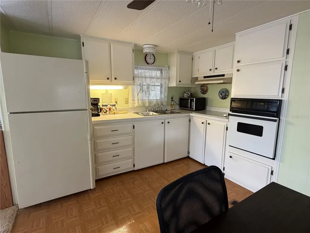 4833 Boca Raton Avenue Sarasota FL 34234