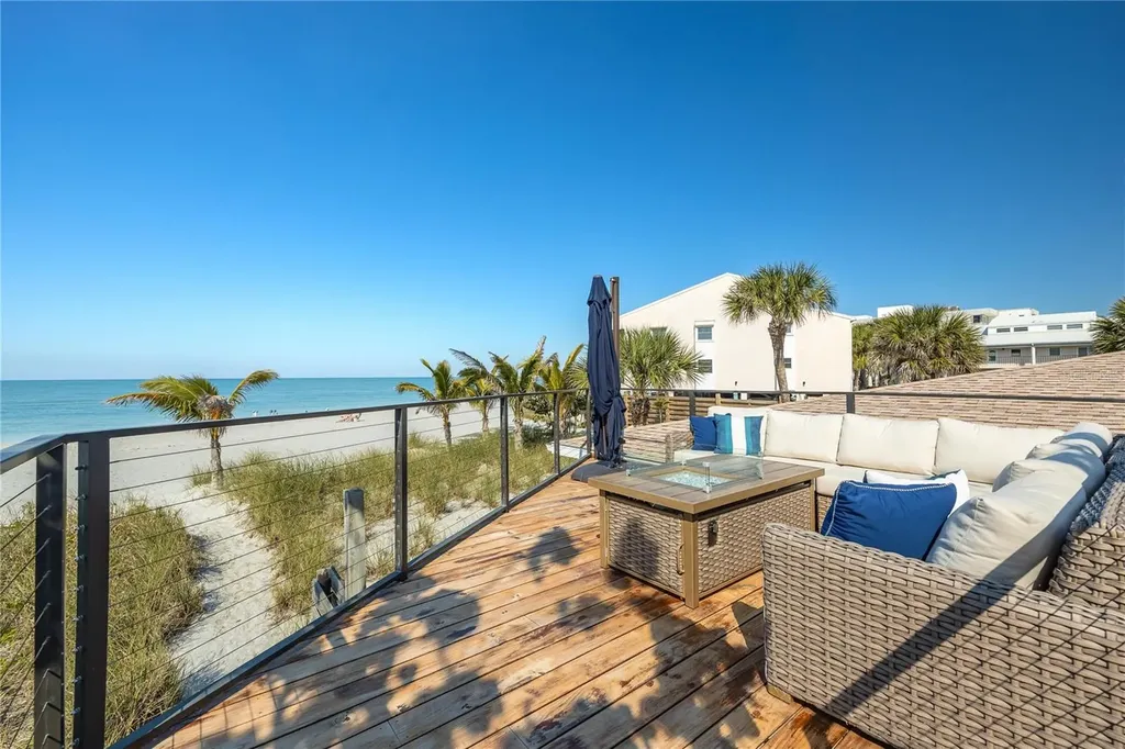 2630 N Beach Road Englewood FL 34223