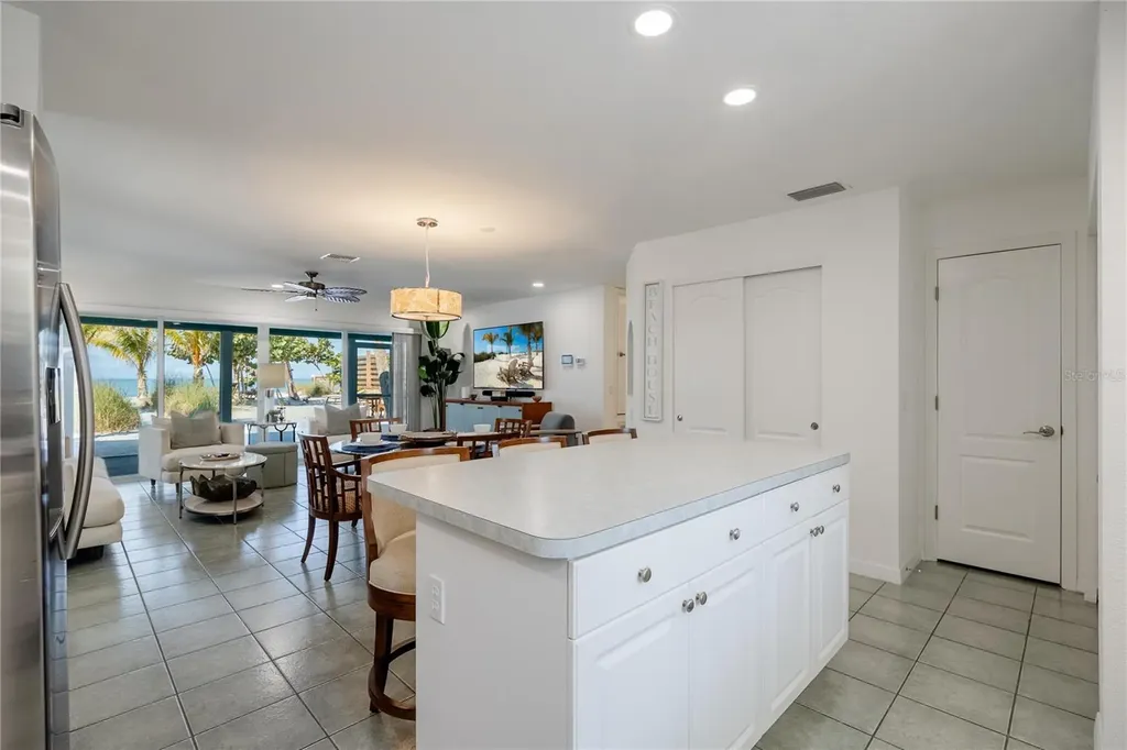 2630 N Beach Road Englewood FL 34223