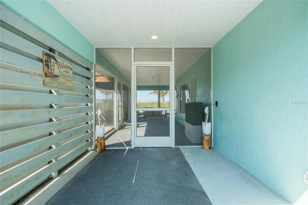 2630 N Beach Road Englewood FL 34223