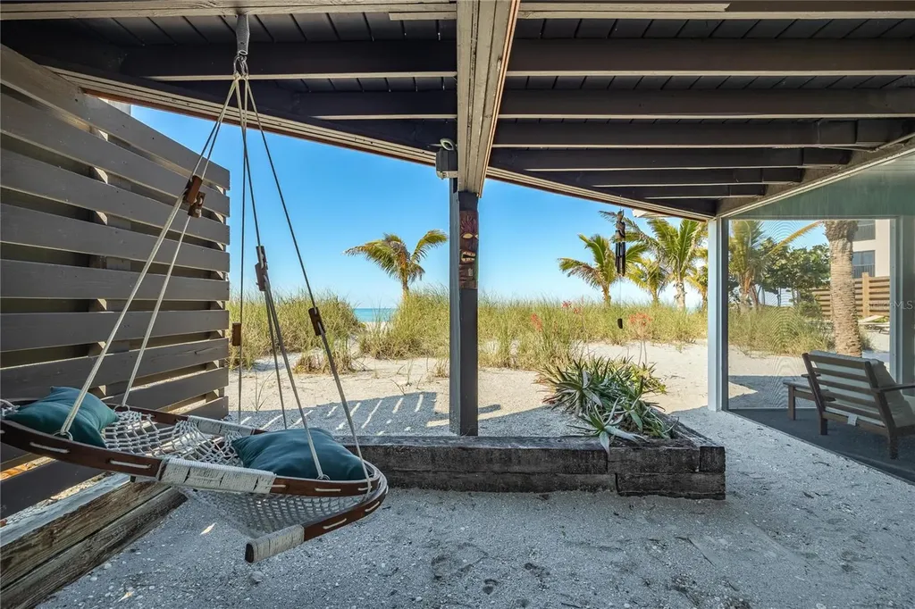 2630 N Beach Road Englewood FL 34223