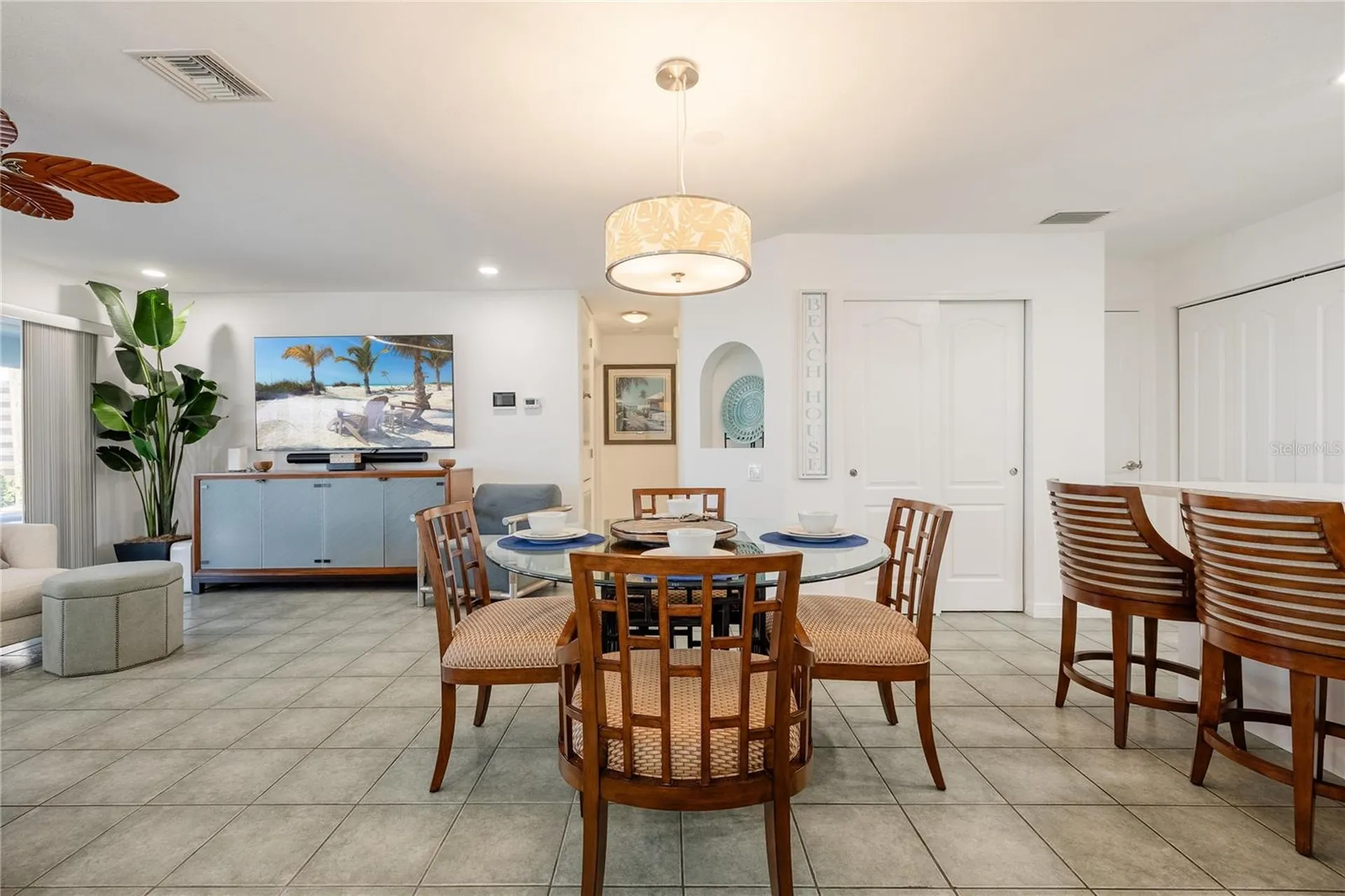 2630 N Beach Road Englewood FL 34223