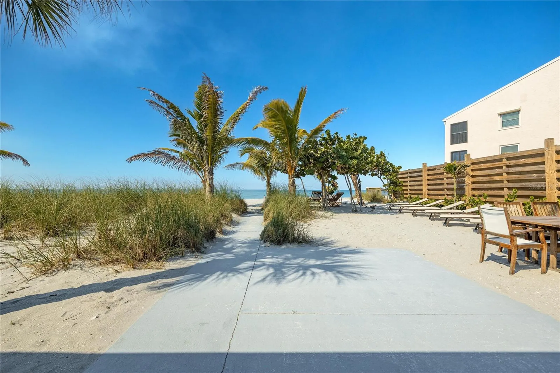 2630 N Beach Road Englewood FL 34223