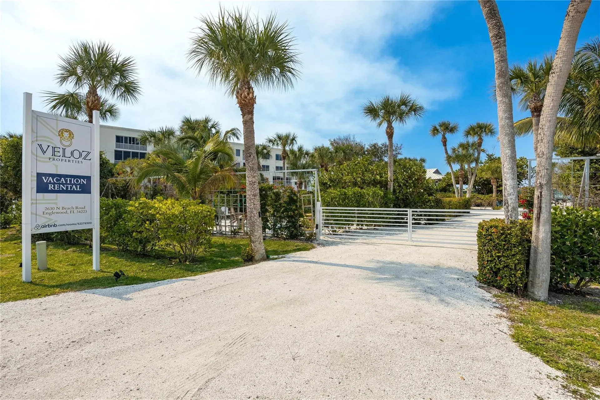 2630 N Beach Road Englewood FL 34223