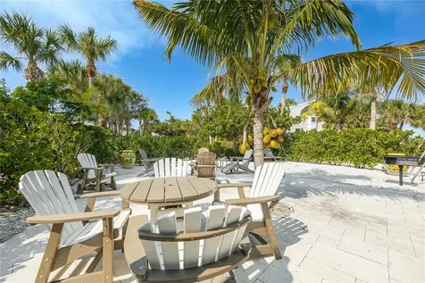 2630 N Beach Road Englewood FL 34223
