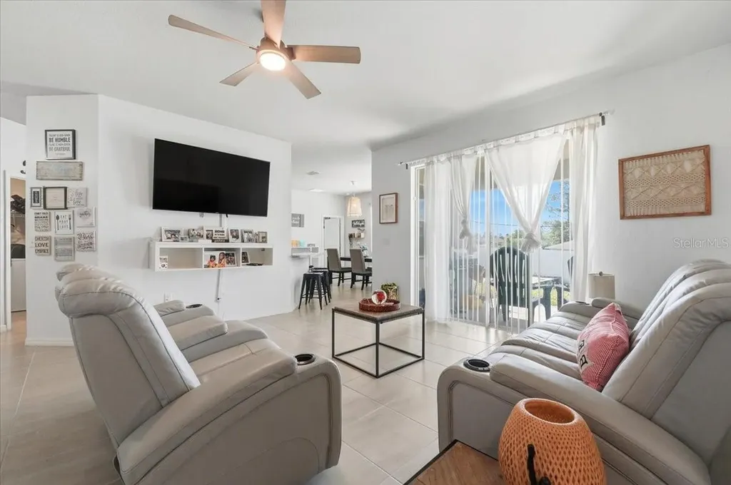 219 Maple Drive Kissimmee FL 34759