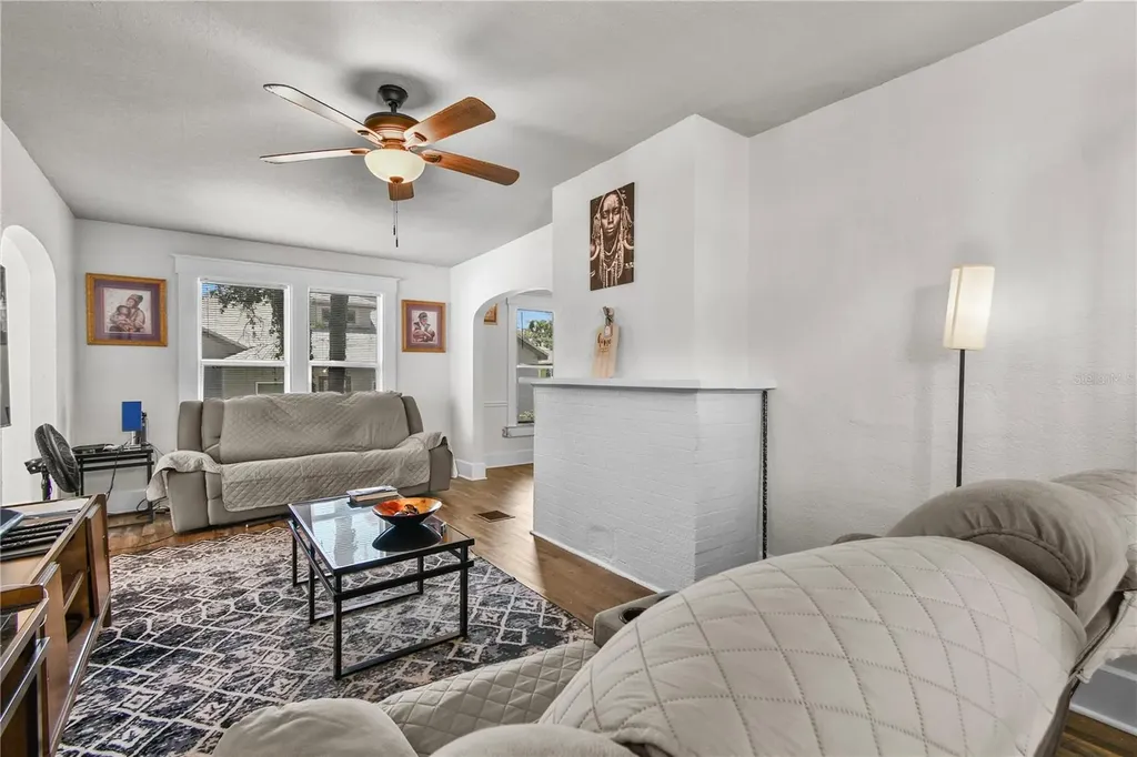 766 13th Avenue S St Petersburg FL 33701
