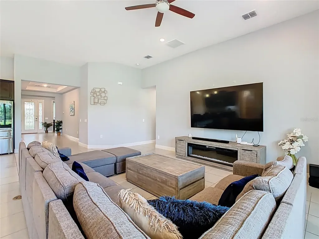 3231 Agostino Terrace Kissimmee FL 34746