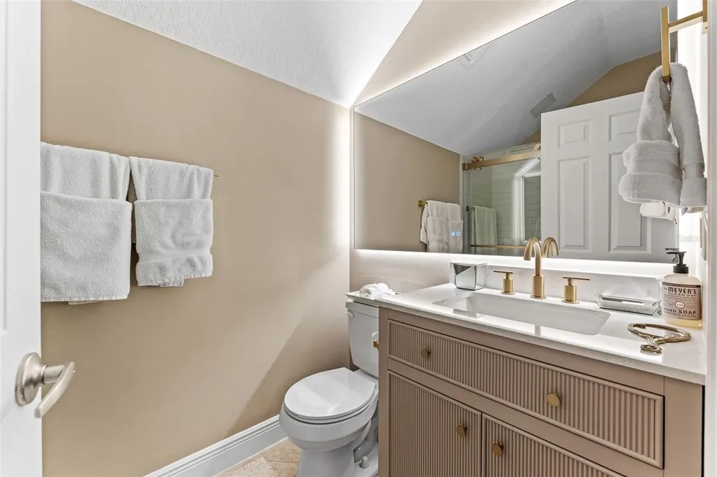 1622 Conway Isle Circle Belle Isle FL 32809