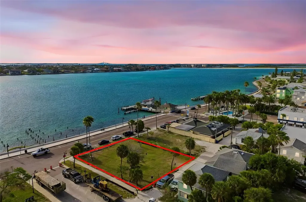 808 Pass A Grille Way St Pete Beach FL 33706
