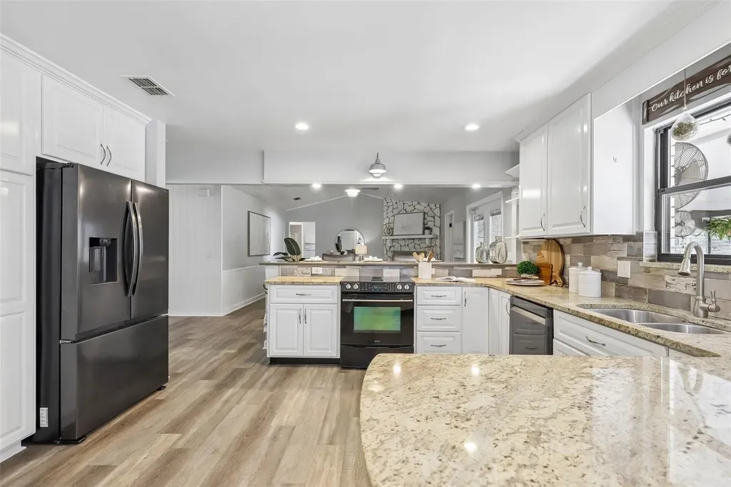 1590 Pitch Pine Avenue St Johns FL 32259