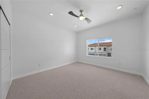 1935 Greenbriar Terrace Davenport FL 33837