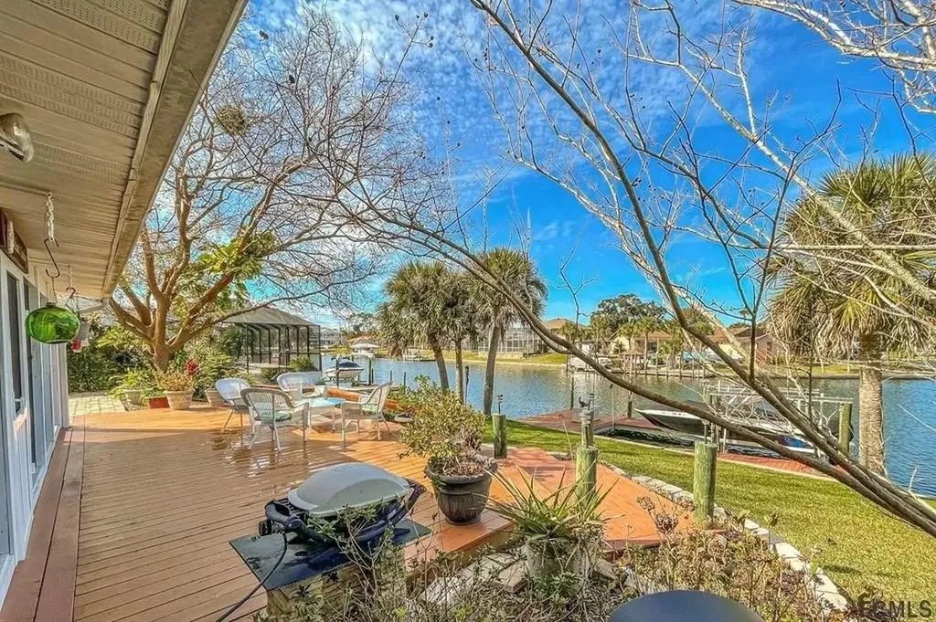 13 Cedarford Court Palm Coast FL 32137