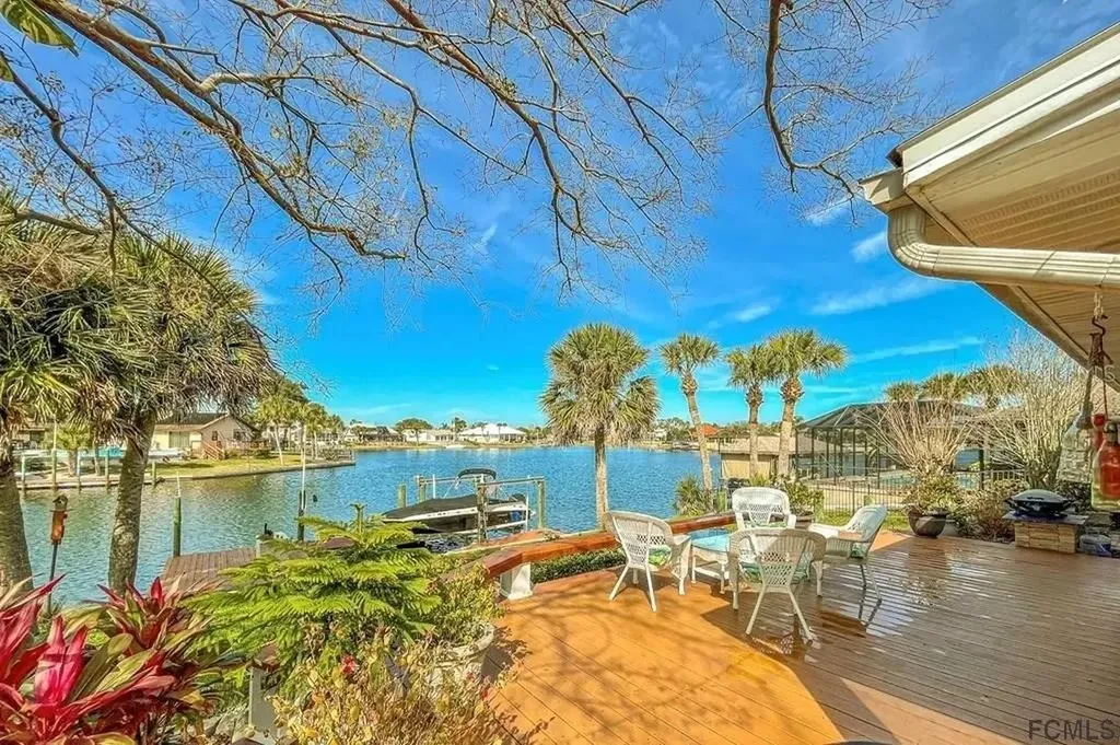 13 Cedarford Court Palm Coast FL 32137