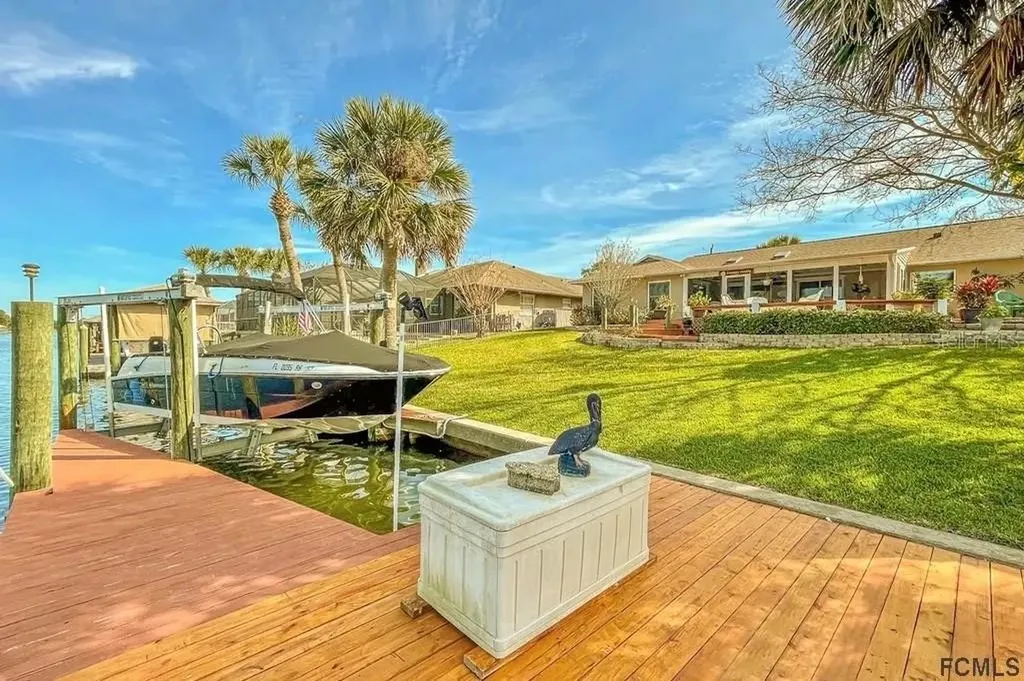 13 Cedarford Court Palm Coast FL 32137
