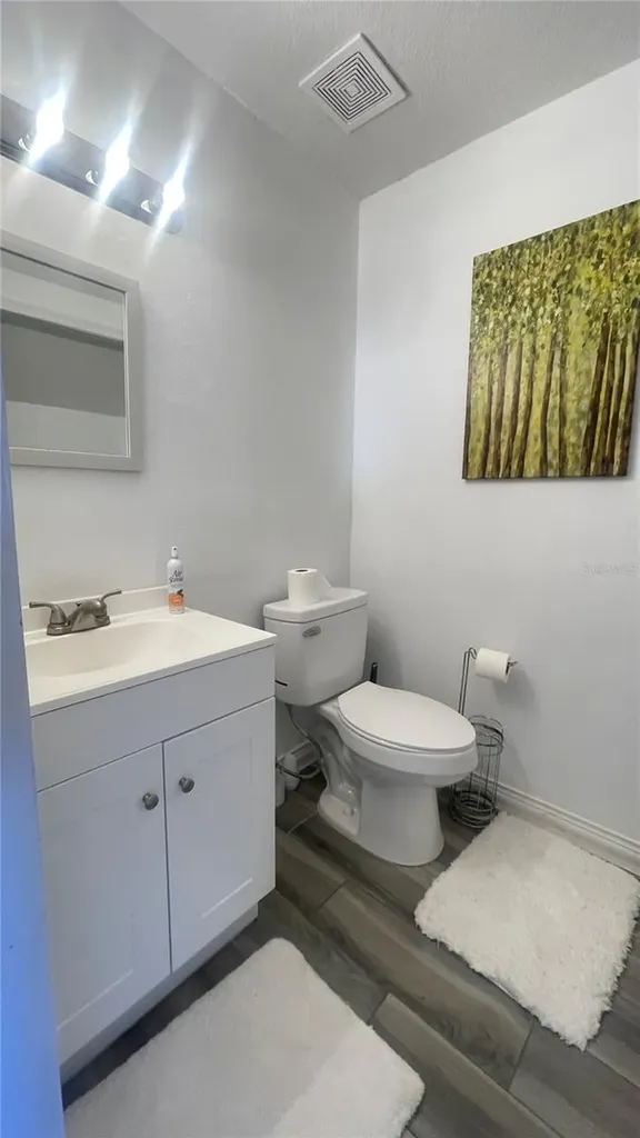 1718 Silver Creek Court Orlando FL 32807