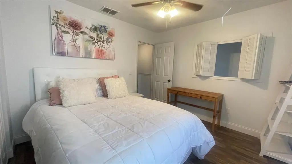 1718 Silver Creek Court Orlando FL 32807