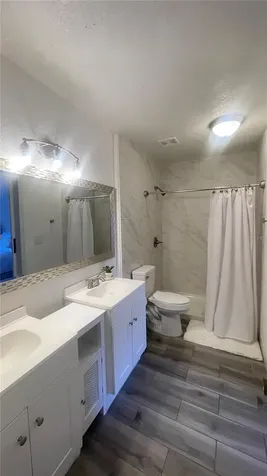 1718 Silver Creek Court Orlando FL 32807