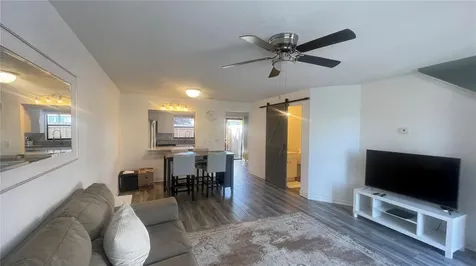 1718 Silver Creek Court Orlando FL 32807