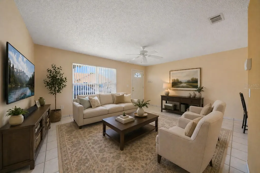 67 E Country Cove Way Kissimmee FL 34743