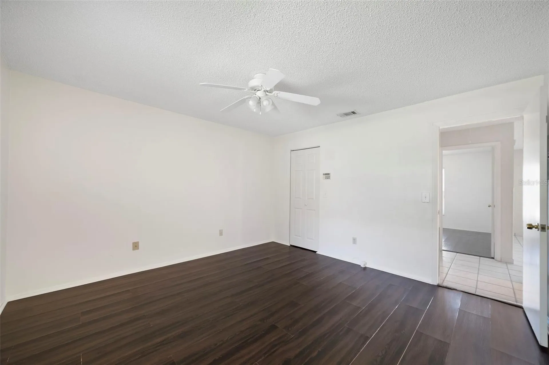 67 E Country Cove Way Kissimmee FL 34743