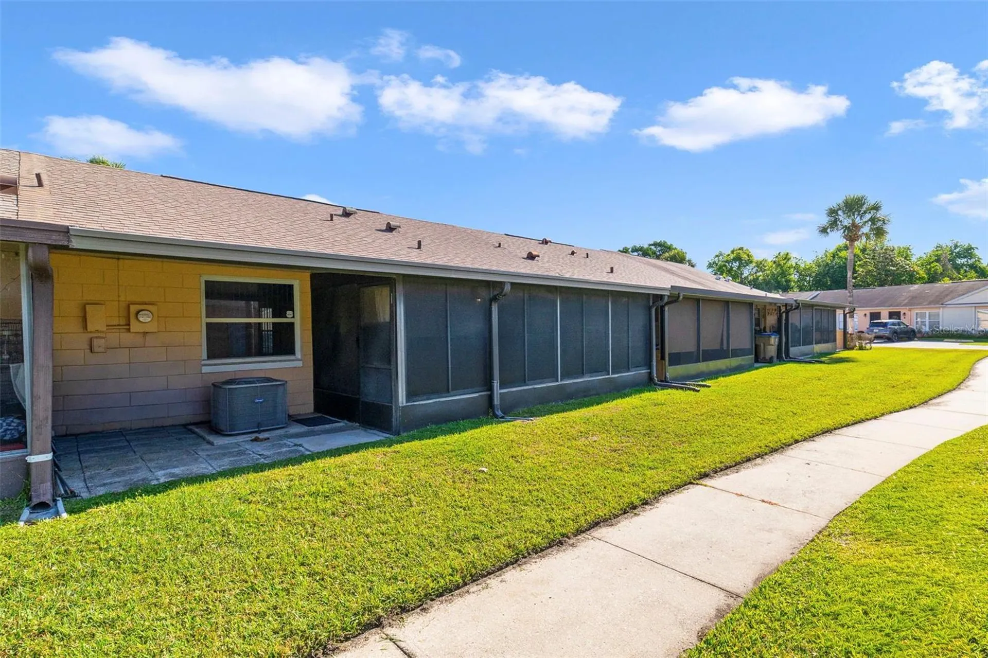67 E Country Cove Way Kissimmee FL 34743