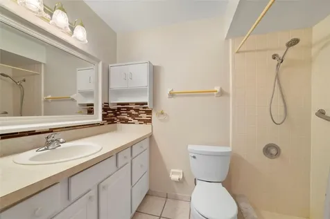 67 E Country Cove Way Kissimmee FL 34743