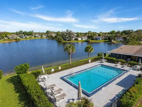 67 E Country Cove Way Kissimmee FL 34743