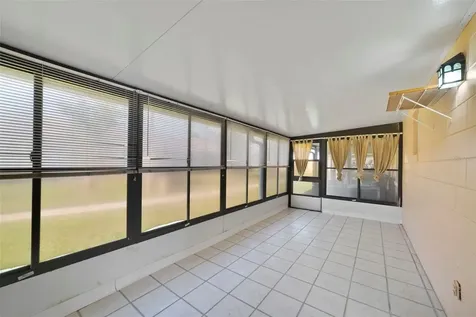 67 E Country Cove Way Kissimmee FL 34743