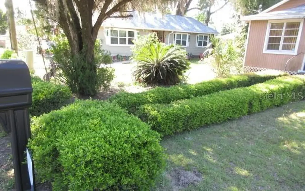814 NW 2nd Street Ocala FL 34475