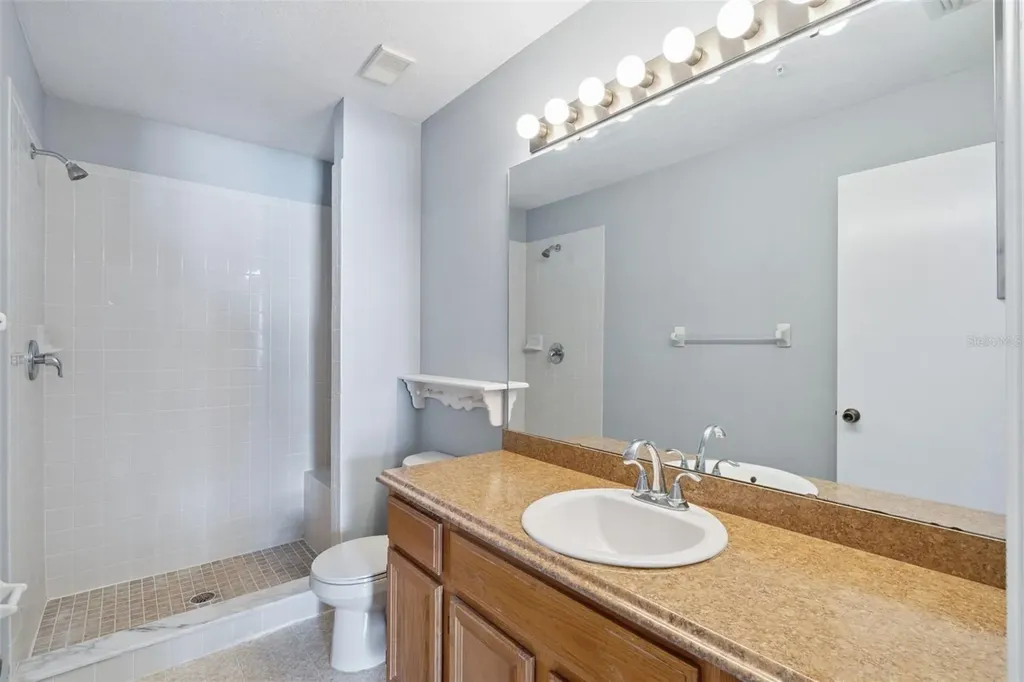 5250 Tunbridge Wells Lane Orlando FL 32812