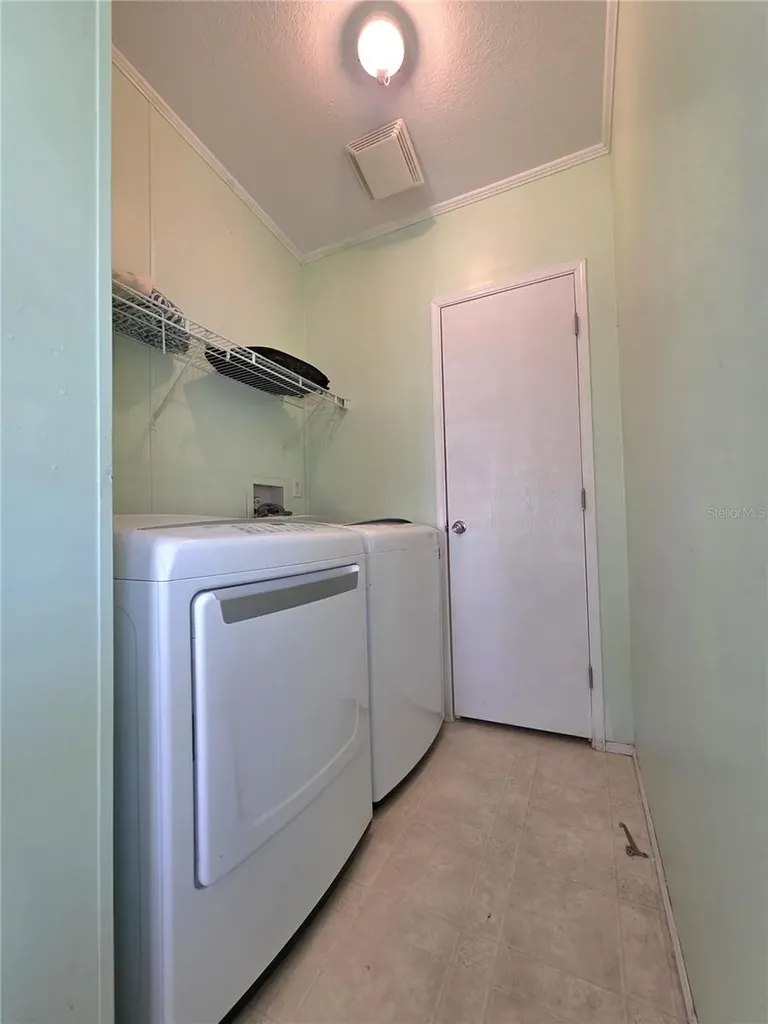 37251 Lois Avenue Zephyrhills FL 33542