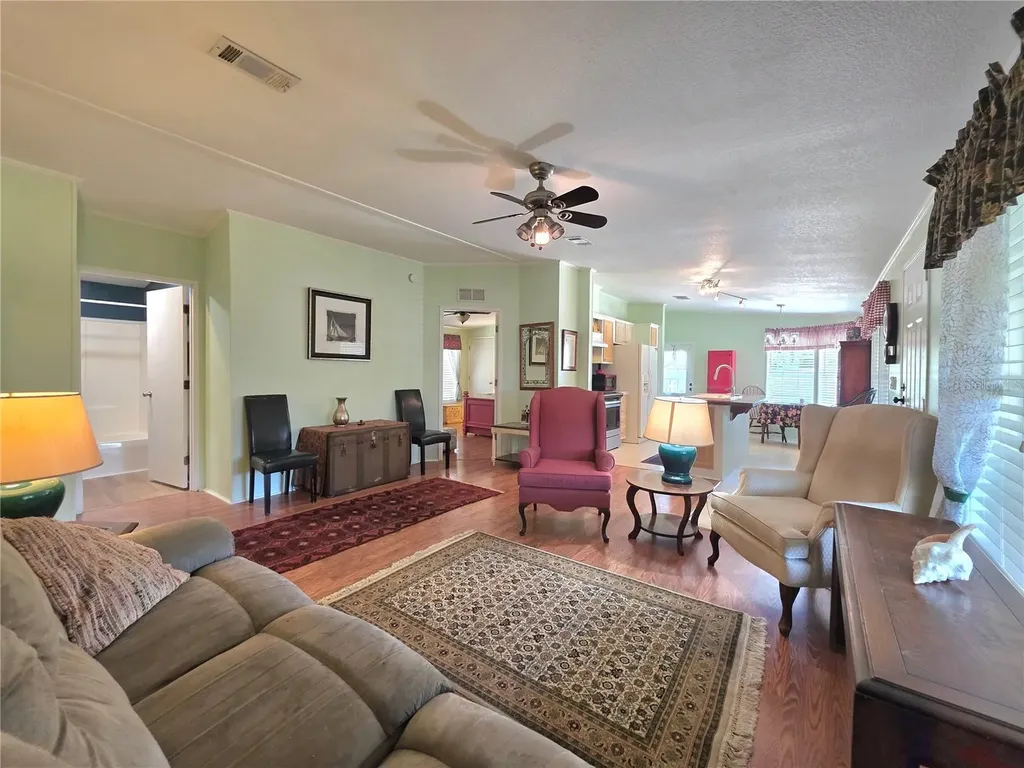 37251 Lois Avenue Zephyrhills FL 33542