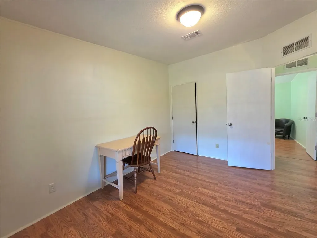 37251 Lois Avenue Zephyrhills FL 33542