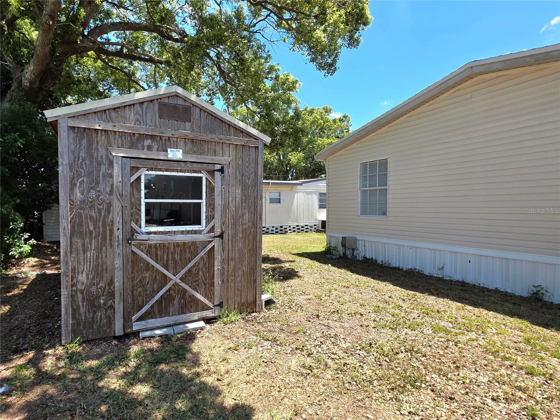 37251 Lois Avenue Zephyrhills FL 33542