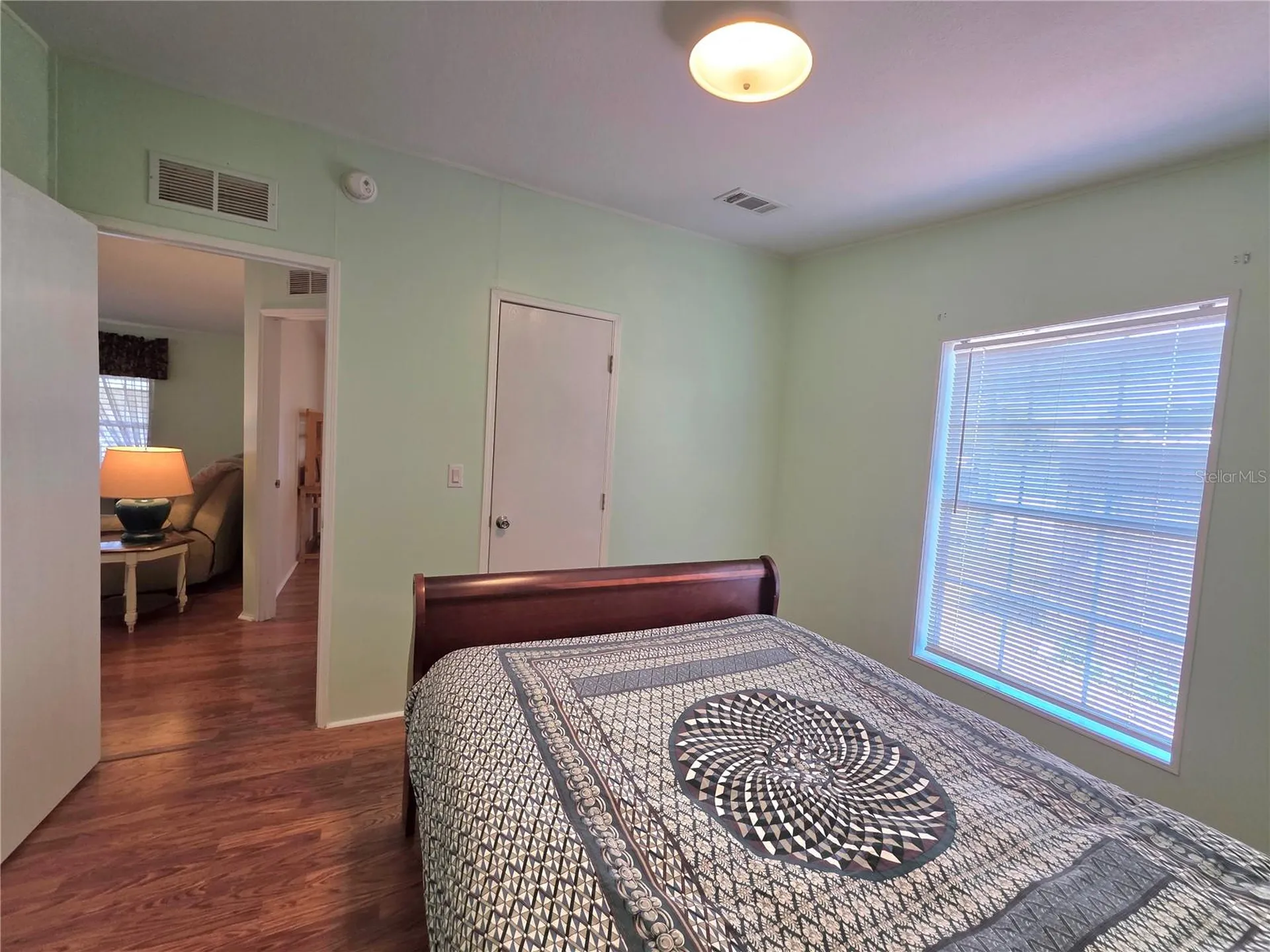37251 Lois Avenue Zephyrhills FL 33542