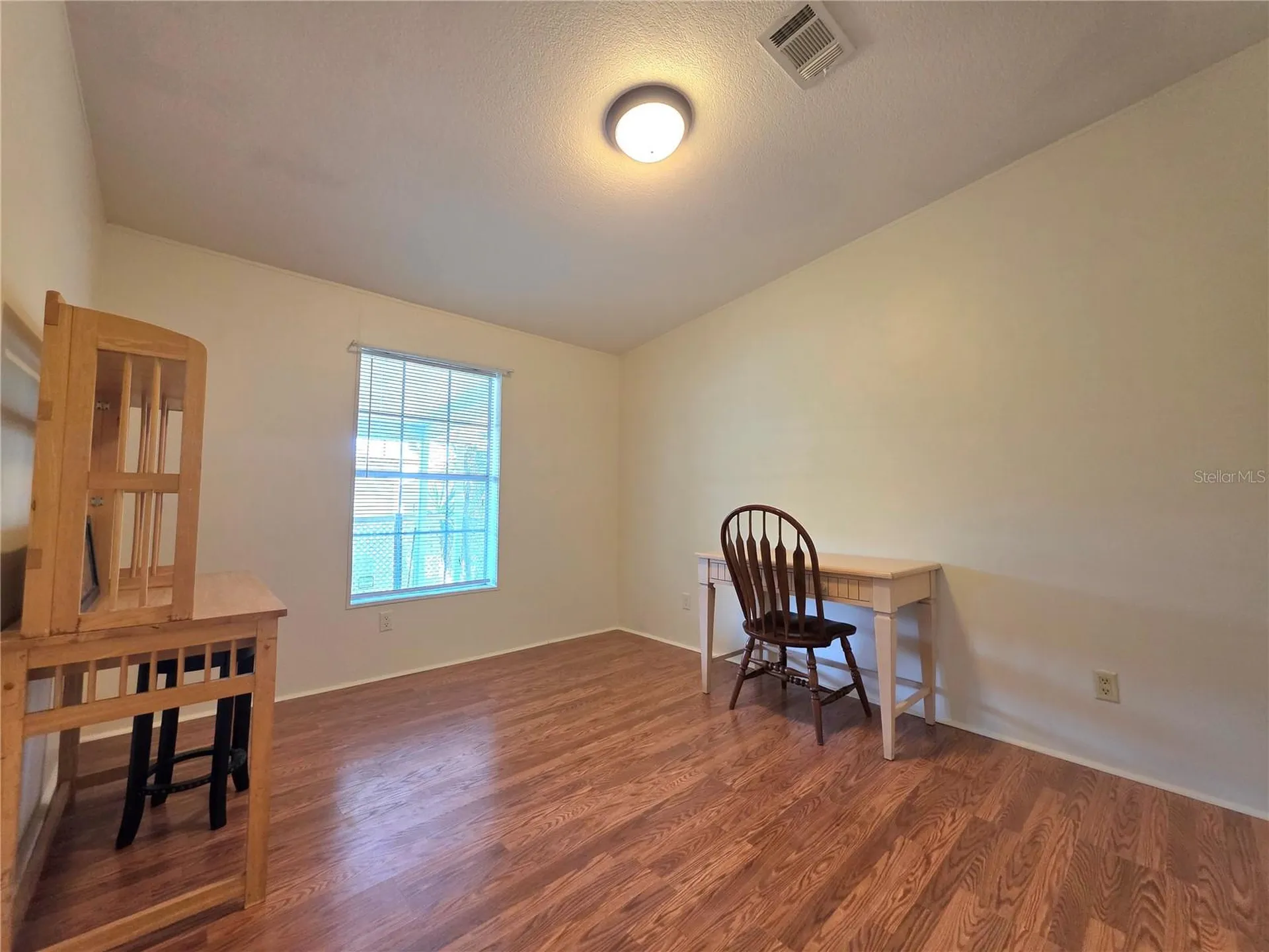 37251 Lois Avenue Zephyrhills FL 33542