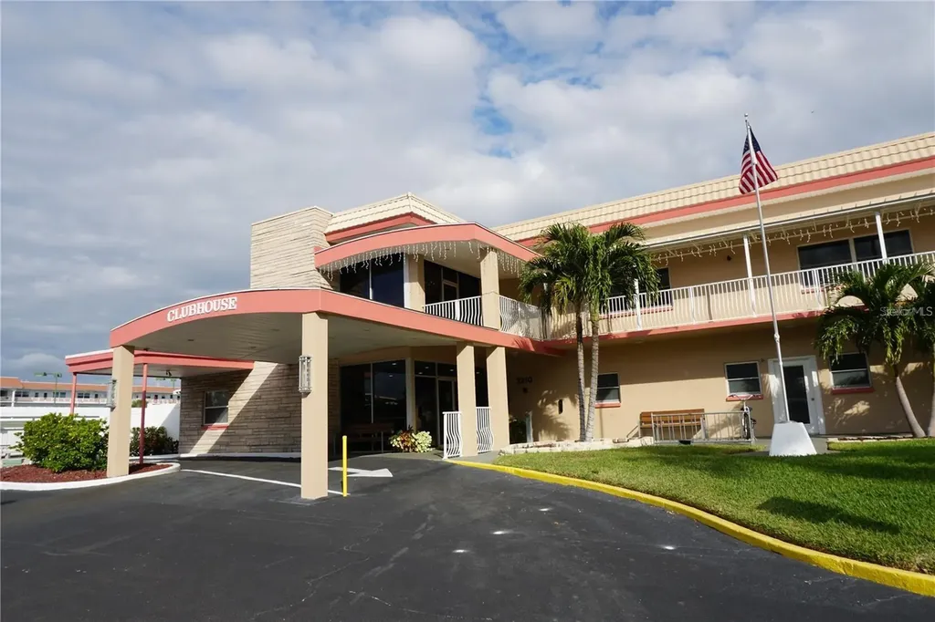 5900 Shore Boulevard S Gulfport FL 33707