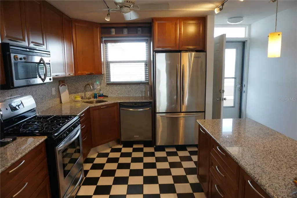 5900 Shore Boulevard S Gulfport FL 33707